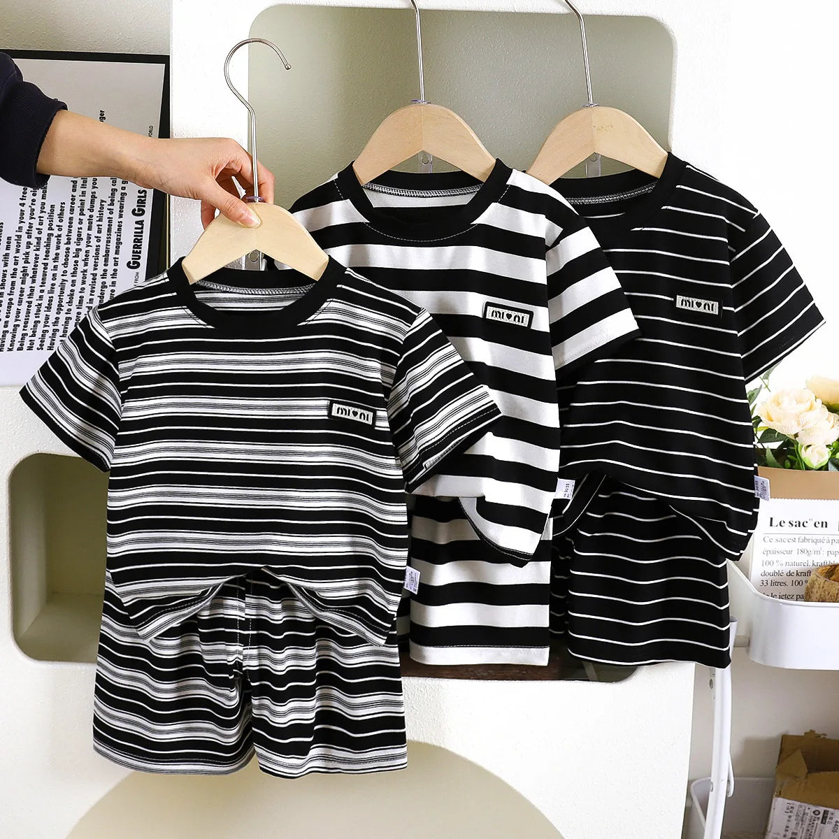 New Summer Children's Top and Bottom Clothes Set Striped Casual Sports Short Sleeve Two Piece Set Clothing